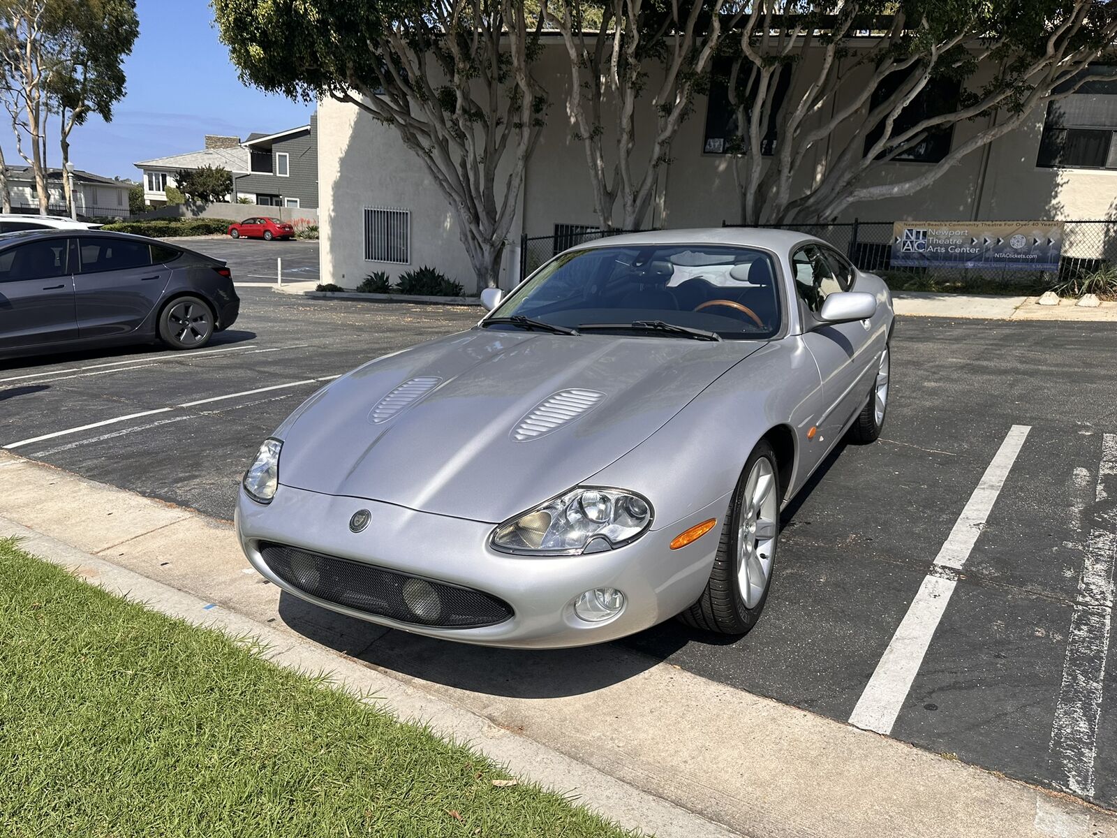 Jaguar XK8