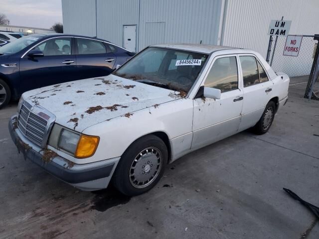 Mercedes-Benz 300