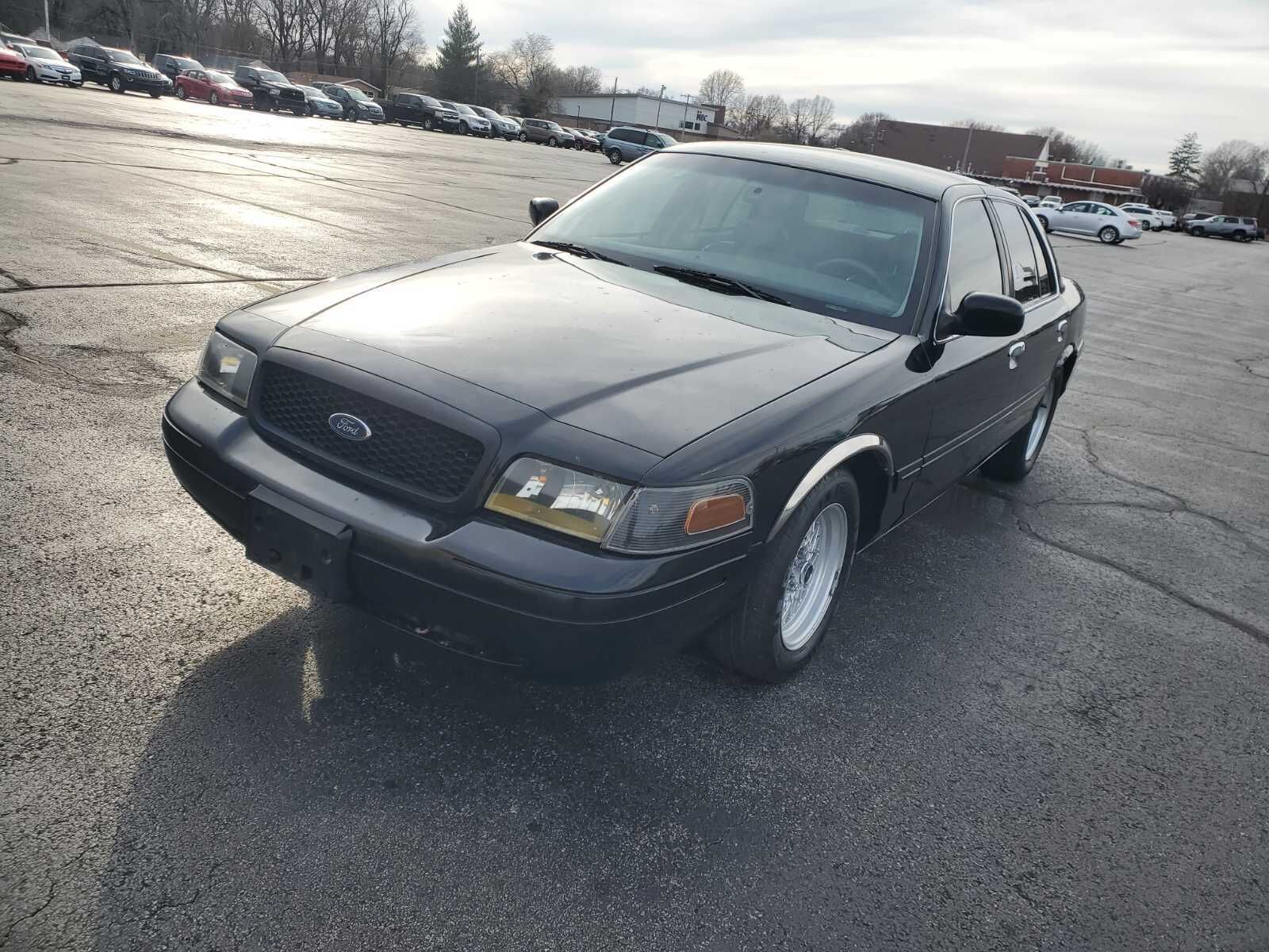 Ford Crown Victoria