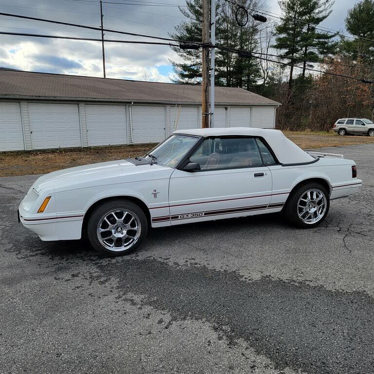 1984 FORD Mustang