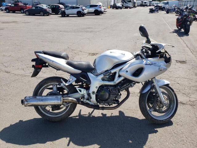 Suzuki SV650