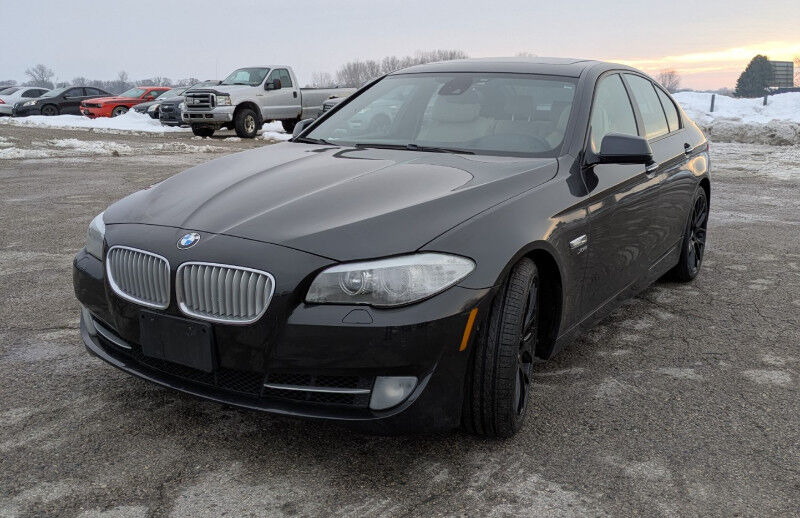 BMW 550i