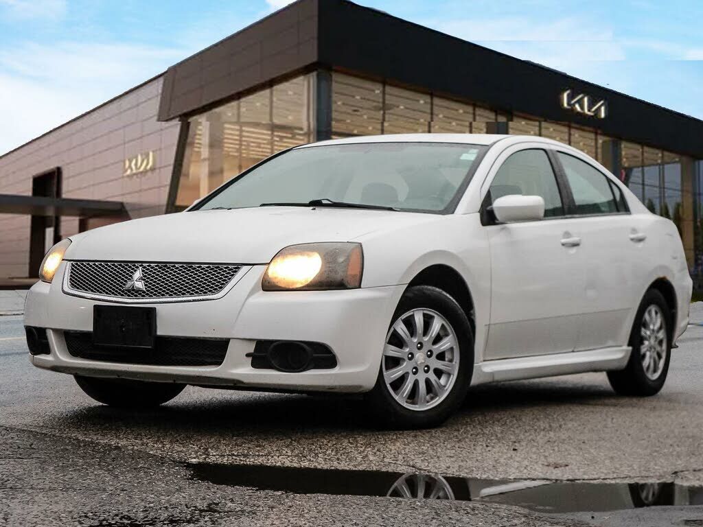 Mitsubishi Galant