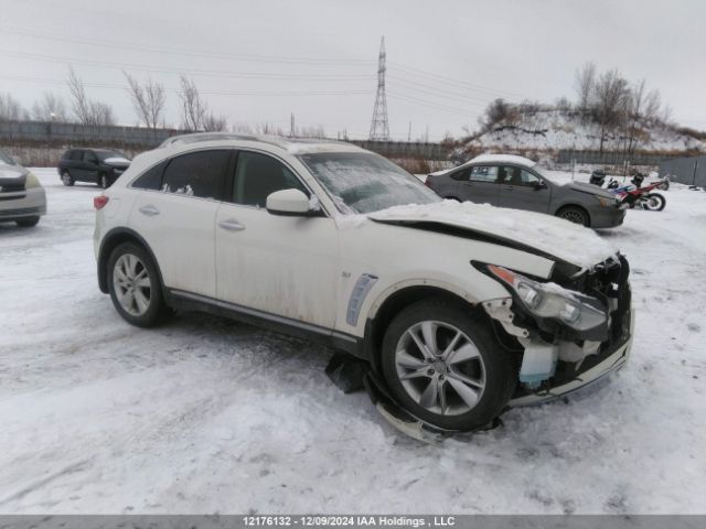 Infiniti QX70