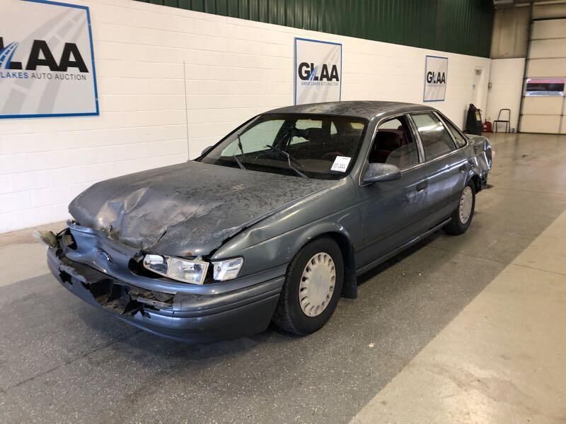 Ford Taurus