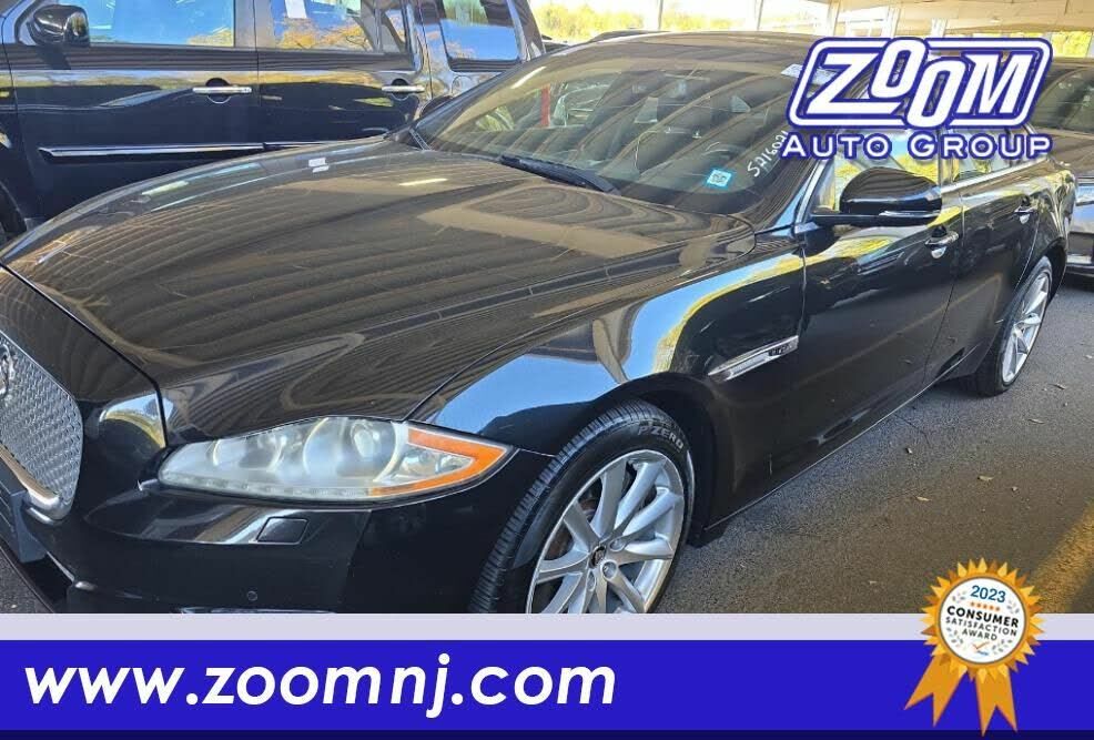 Jaguar XJ
