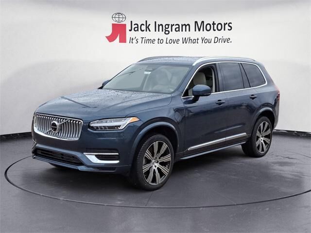 2025 VOLVO XC90