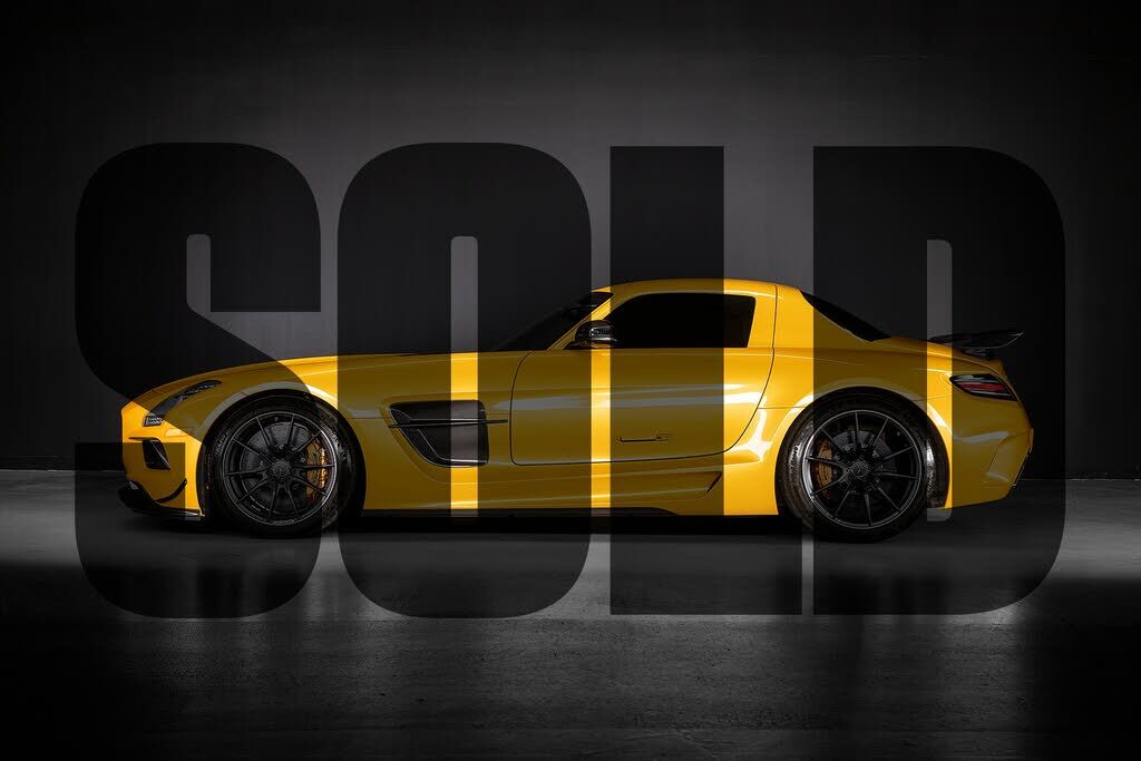 Mercedes-Benz SLS-Class