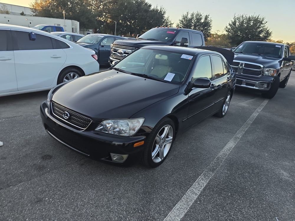 Lexus IS