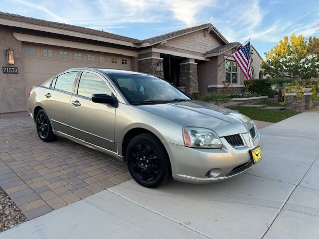 Mitsubishi Galant