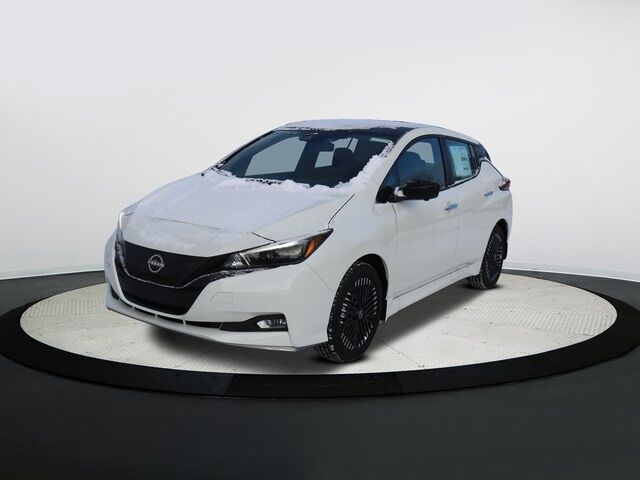 2025 NISSAN Leaf