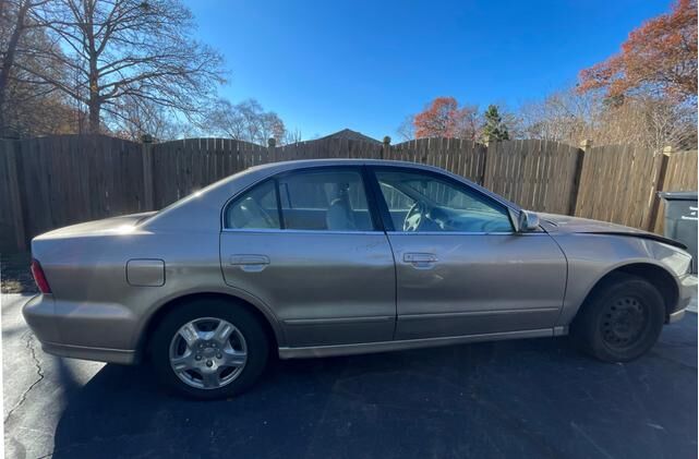 Mitsubishi Galant