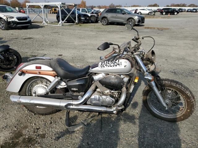 Honda VT750 (Shadow Aero)
