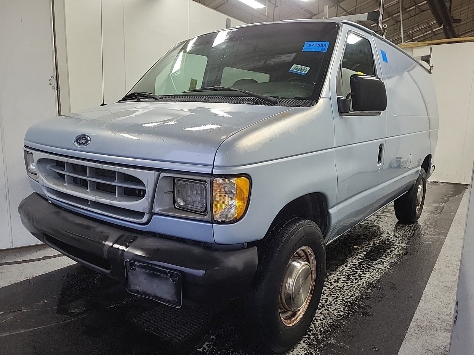 Ford E-250