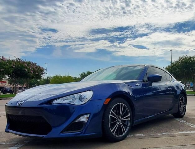 2015 TOYOTA Scion