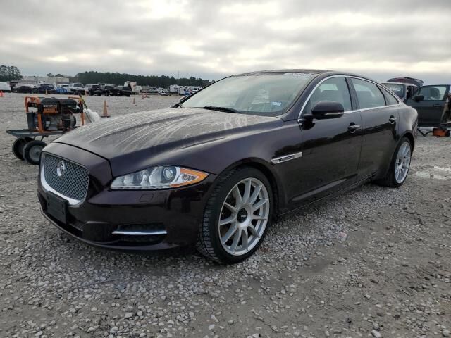 Jaguar XJ
