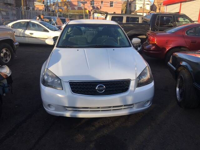 2005 NISSAN Altima