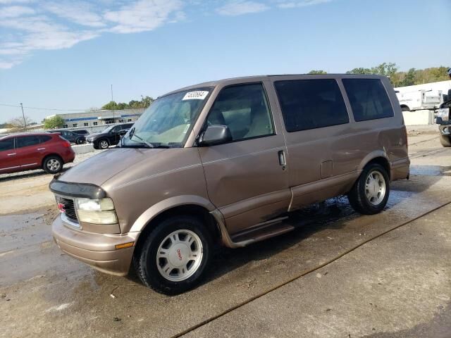 GMC Safari