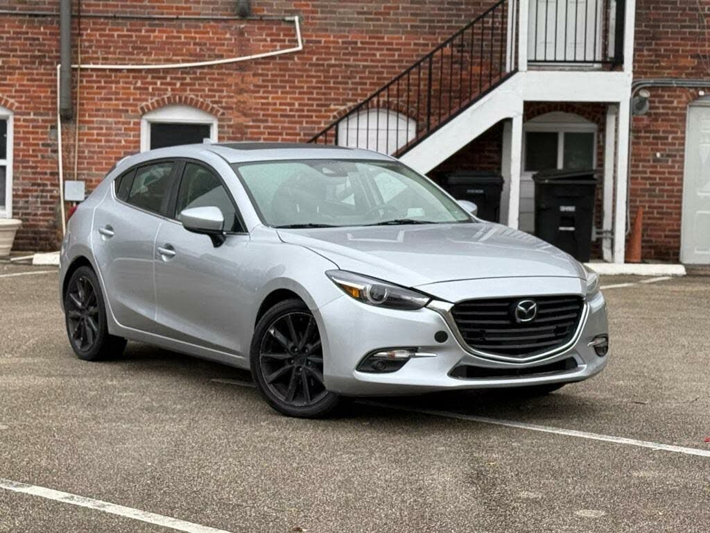 2018 MAZDA Mazda3