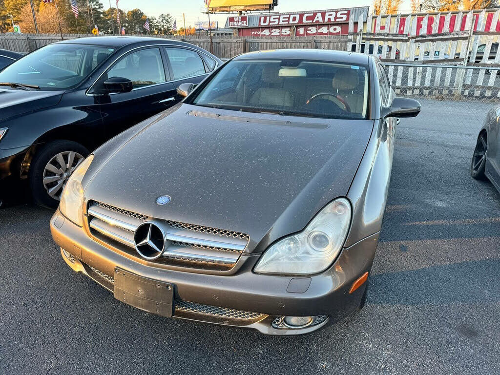 MERCEDES-BENZ