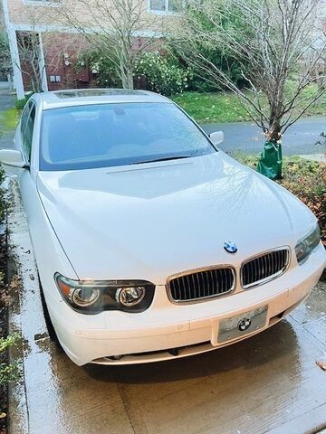 BMW 745i