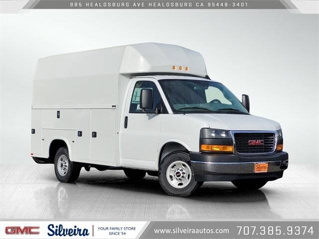 2024 GMC Savana