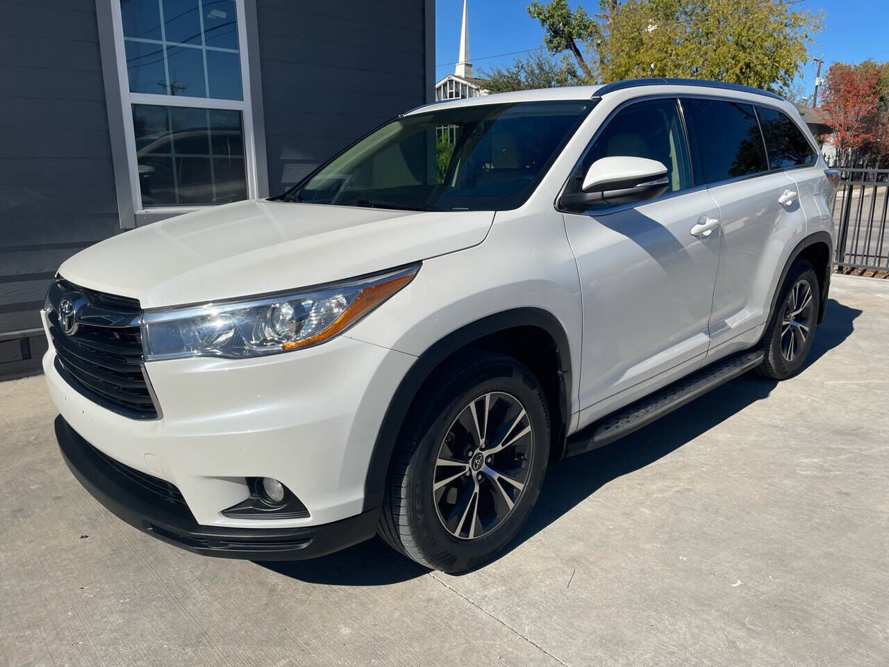 2016 TOYOTA Highlander