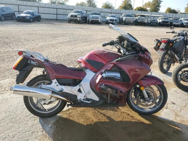 Honda ST1300A