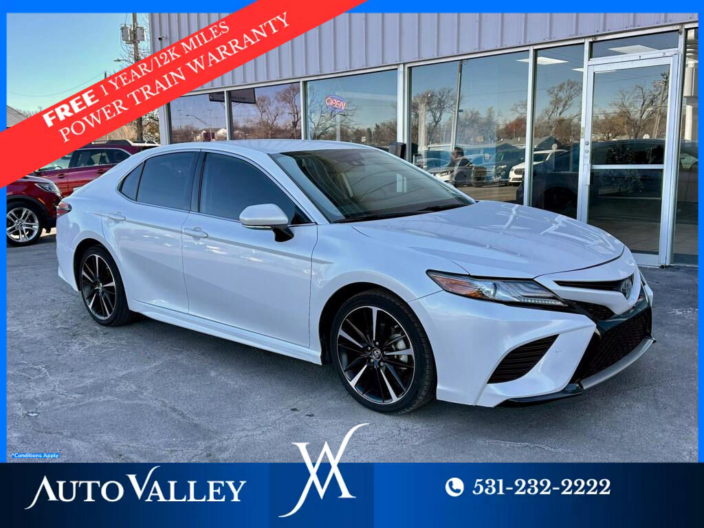 2019 TOYOTA Camry