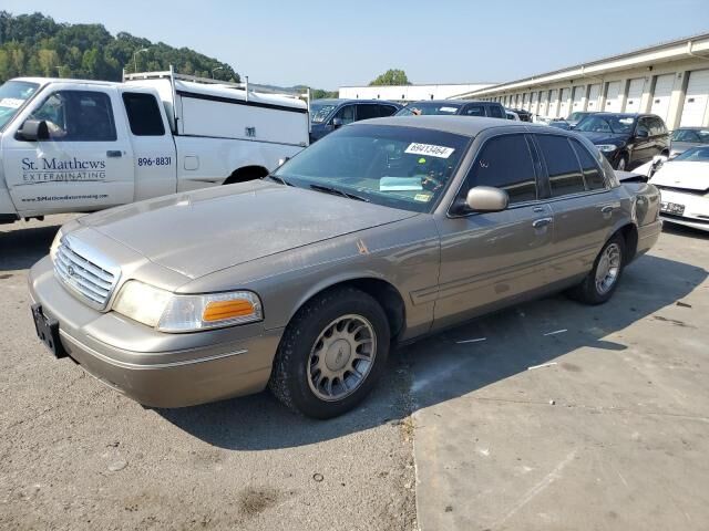 Ford Crown Victoria