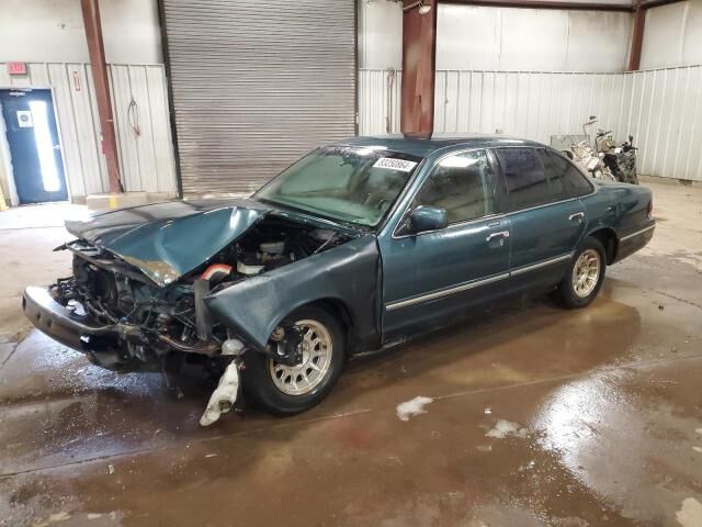 Ford Crown Victoria