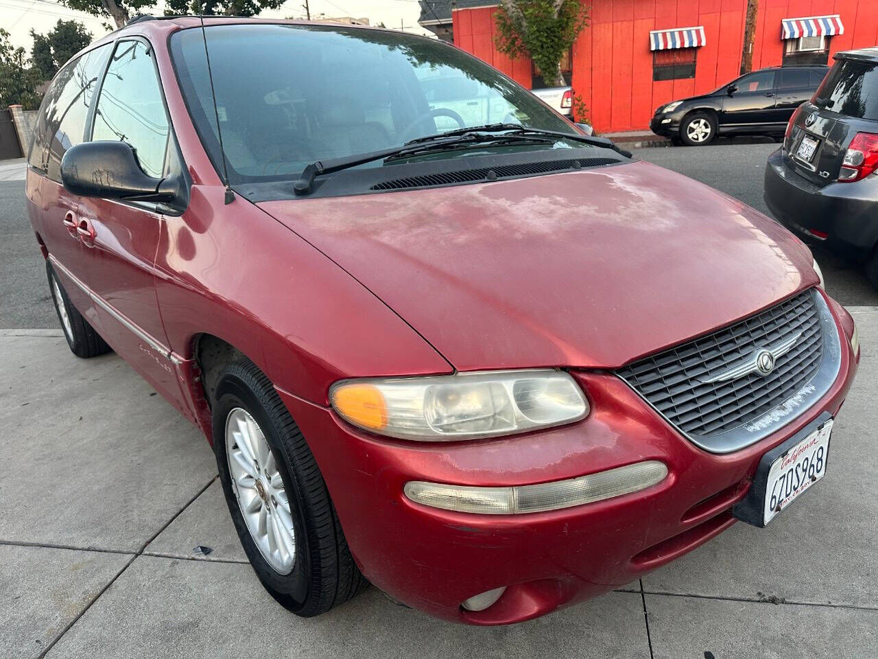 2000 CHRYSLER Town and Country