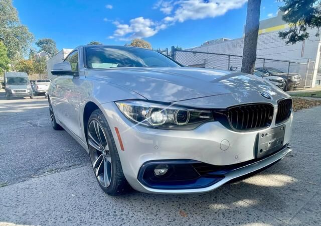 BMW M235i
