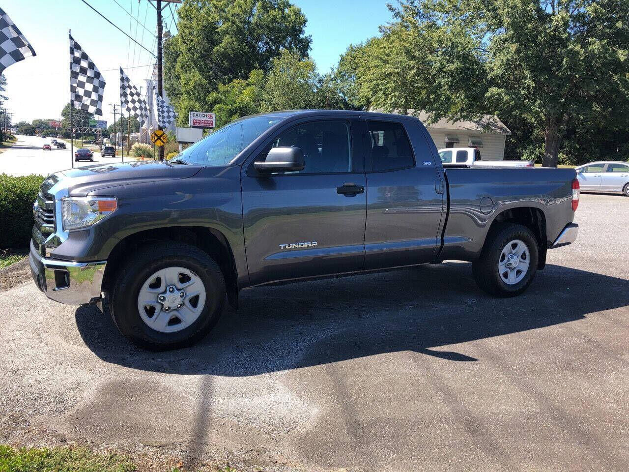 2017 TOYOTA Tundra