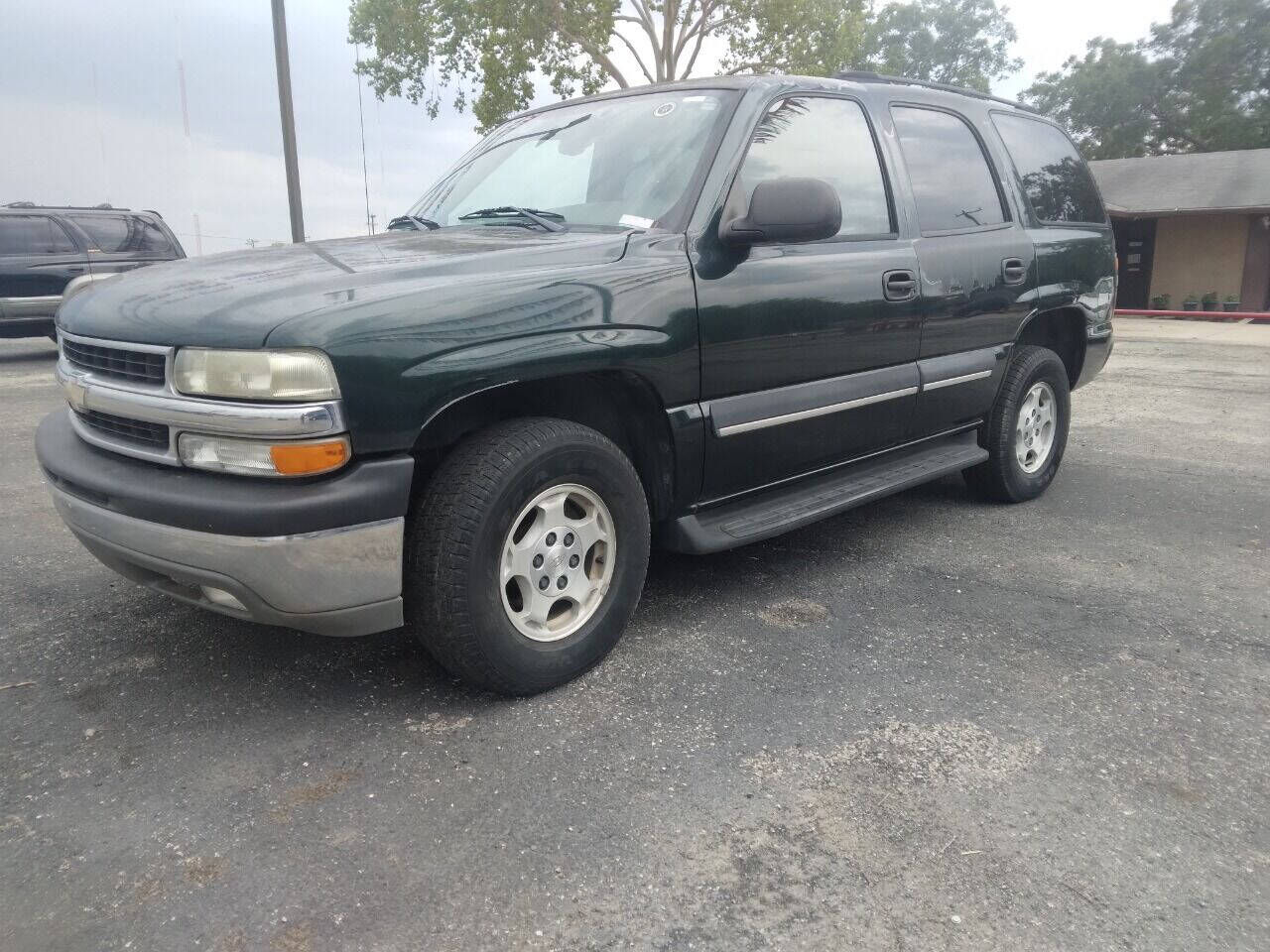 2004 CHEVROLET Tahoe