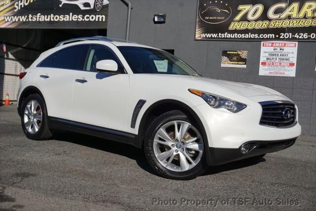 Infiniti FX37