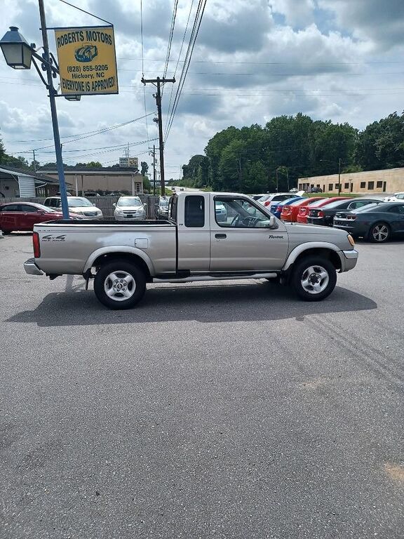 2000 NISSAN Frontier