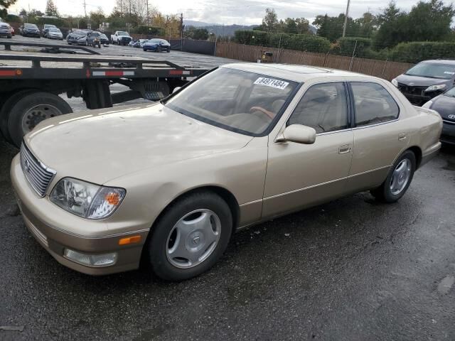 LEXUS