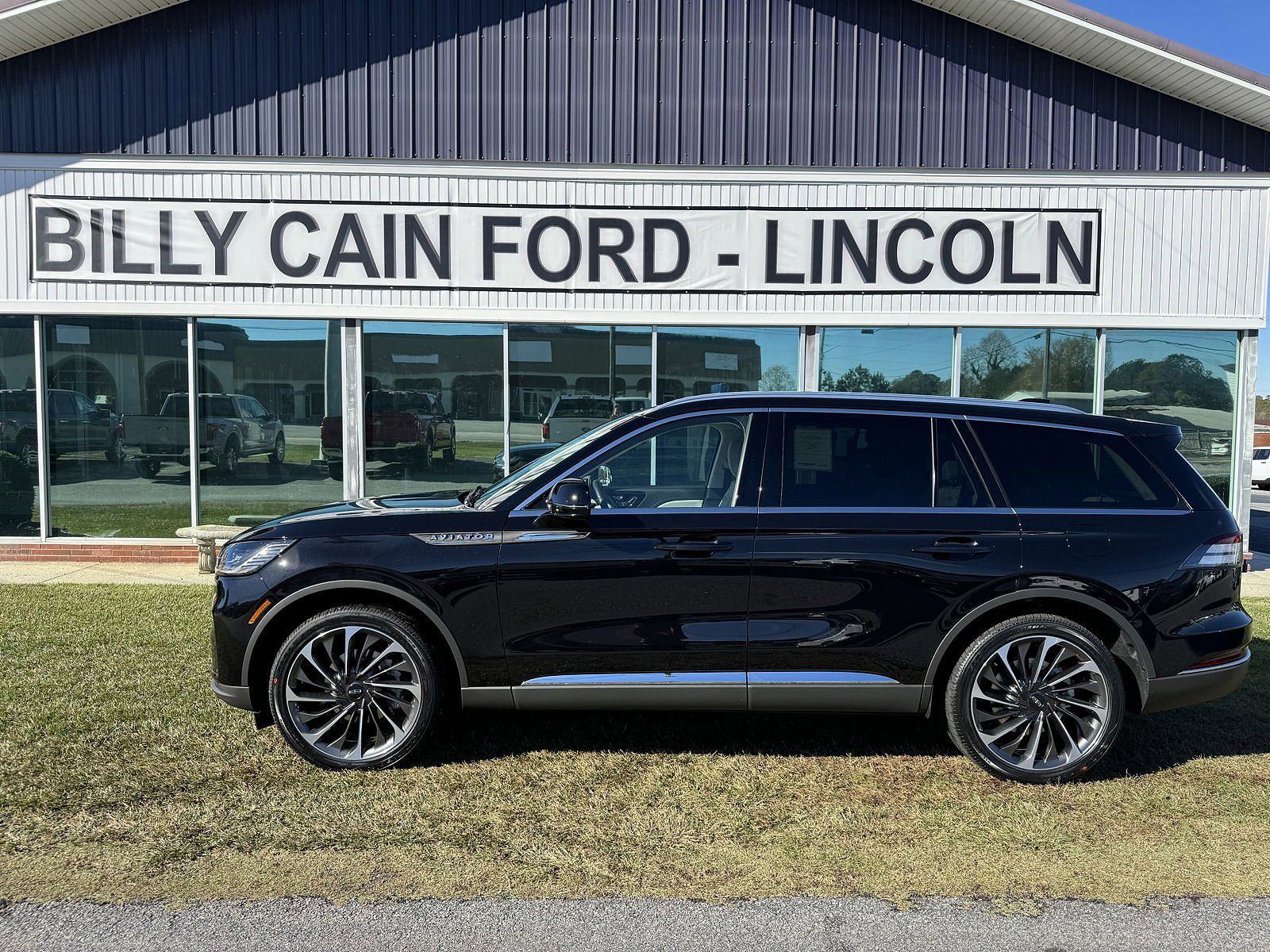 2025 LINCOLN Aviator