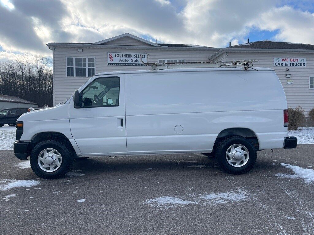 2013 FORD E-250