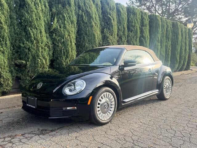 2014 VOLKSWAGEN Beetle