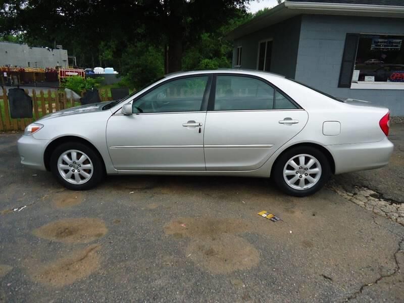 2004 TOYOTA Camry