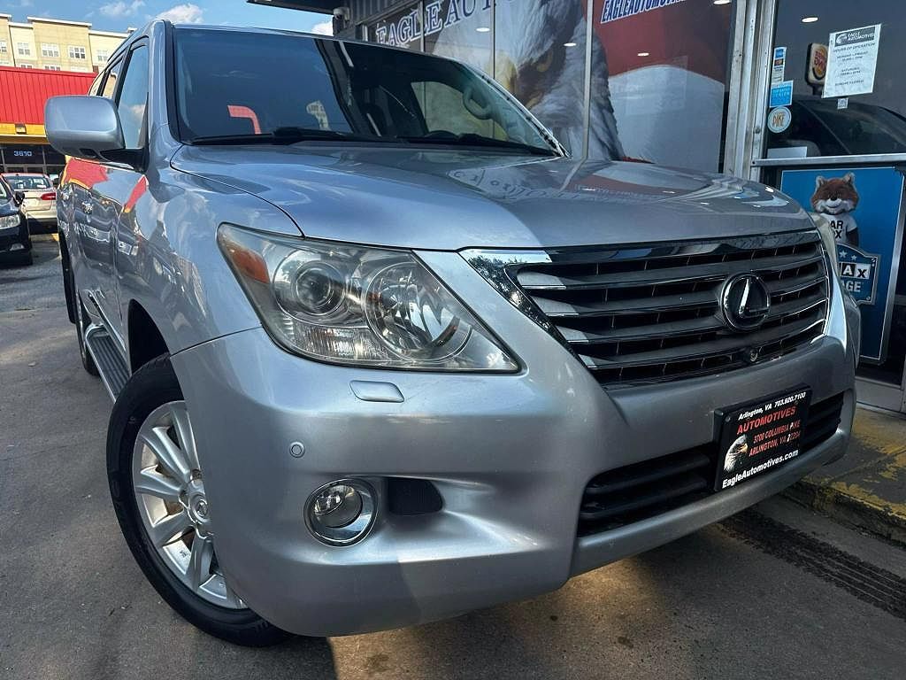 Lexus LX