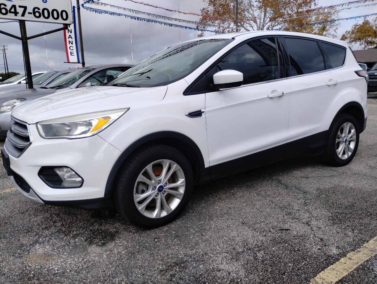 2017 FORD Escape