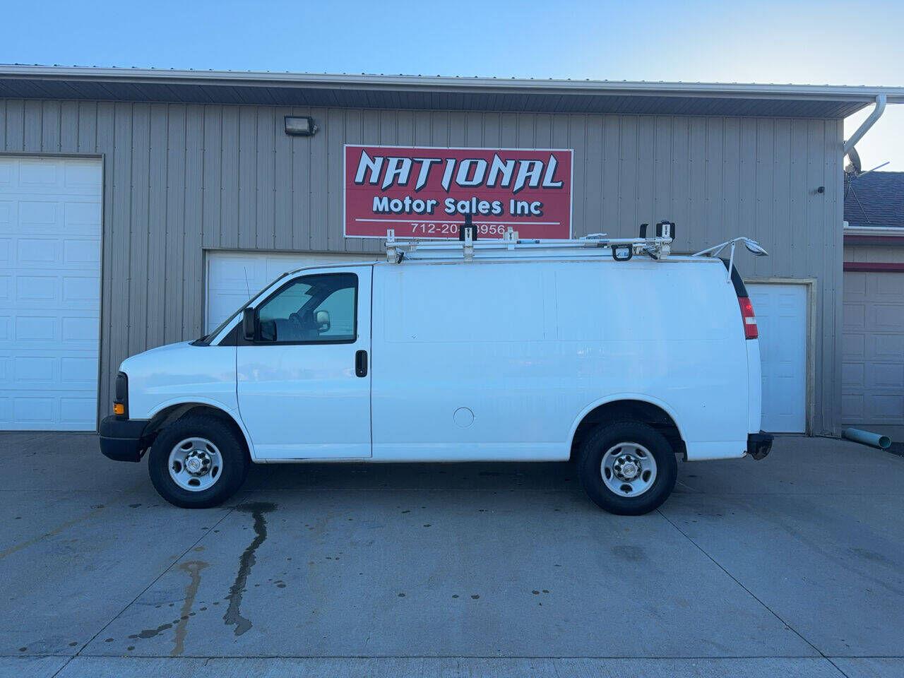 2013 CHEVROLET Express