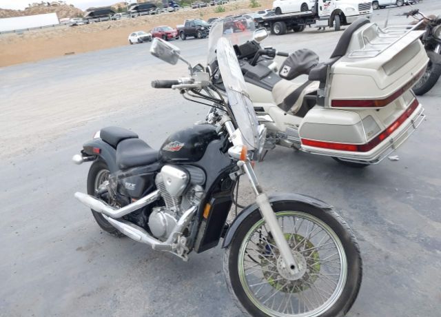 Honda VT600C (SHADOW VLX)