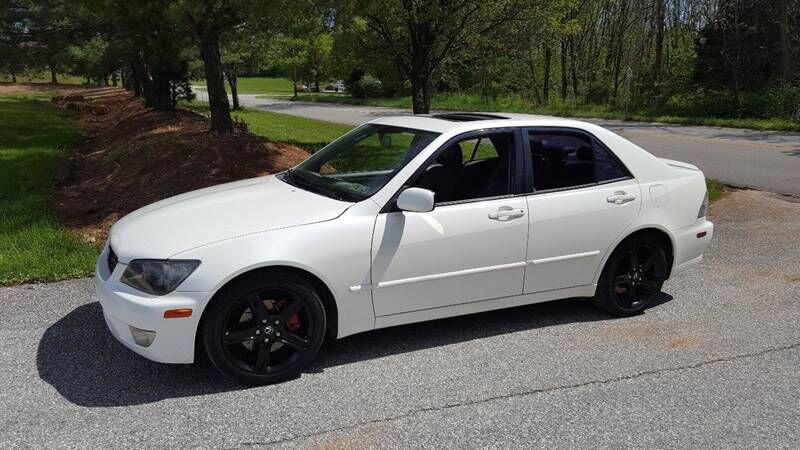 2005 LEXUS IS