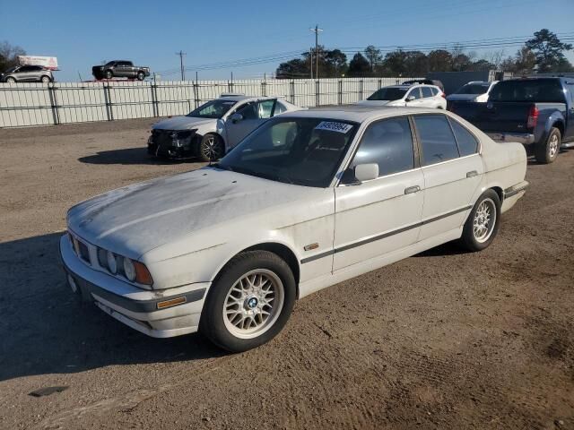 BMW 525i