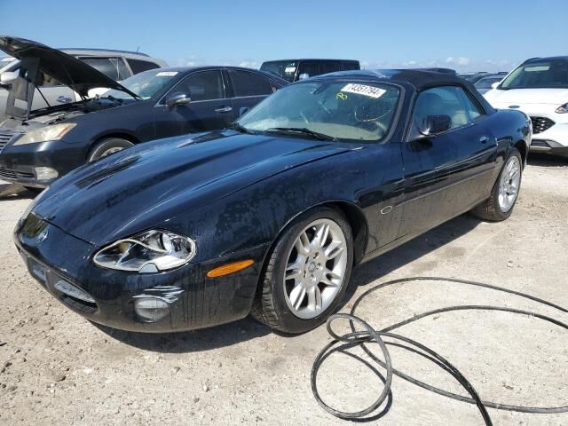 Jaguar XK8