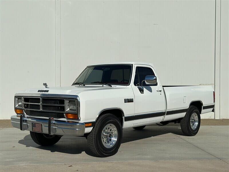 Dodge D-Series